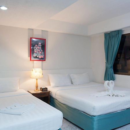 Simple Boutique Seabreeze Otel Patong Dış mekan fotoğraf